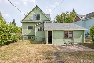 220 W 11th St, Port Angeles, WA 98362 - Photo 26