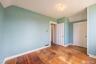 220 W 11th Street, Port Angeles, WA 98362 - Photo 22