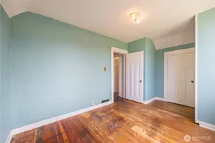 220 W 11th St, Port Angeles, WA 98362 - Photo 22