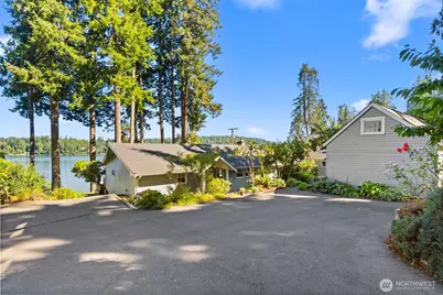 2922 Madrona Beach Road NW, Olympia, WA 98502 - Photo 38