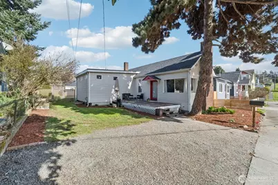 1110 S Bennett Street, Seattle, WA 98108 - Photo 1