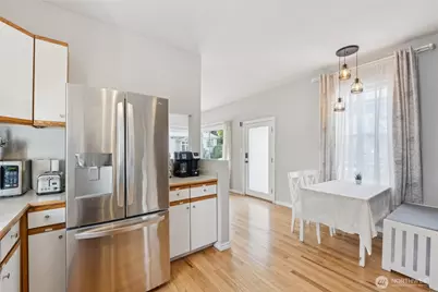 1110 S Bennett Street, Seattle, WA 98108 - Photo 14