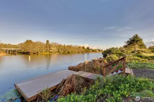 1006 Point Brown Ave SE, Ocean Shores, WA 98569 - Photo 2