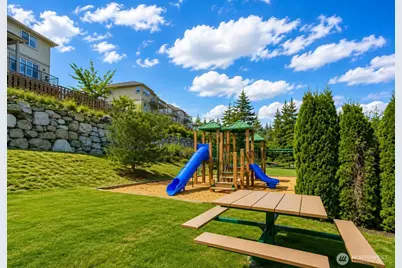 22962 SE 20th Street, Sammamish, WA 98075 - Photo 36