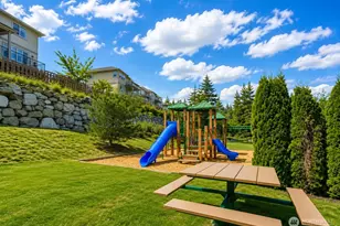 22962 SE 20th St, Sammamish, WA 98075 - Photo 36