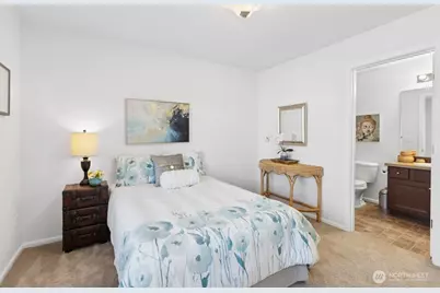 10372 156th Place NE #101, Redmond, WA 98052 - Photo 6