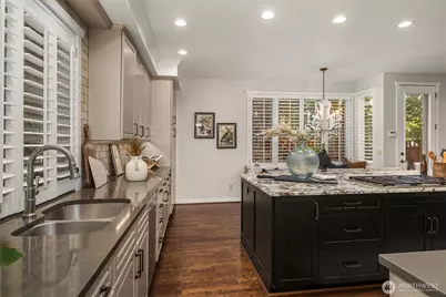 1117 NE Katsura Street, Issaquah, WA 98029 - Photo 4