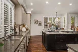 1117 NE Katsura St, Issaquah, WA 98029 - Photo 4