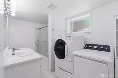 4076 NE 87th Street, Seattle, WA 98115 - Photo 22