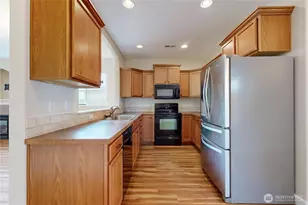 1212 Southwest Carver Street, College Place, WA 99324 - Photo 6