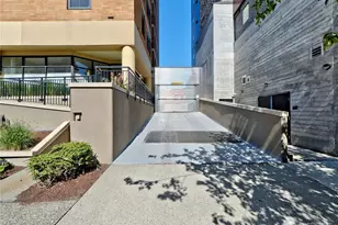 1300 University St, Seattle, WA 98101 - Photo 24