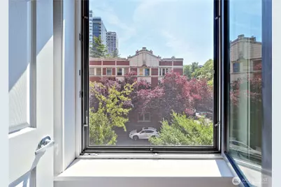1300 University Street #2A, Seattle, WA 98101 - Photo 18