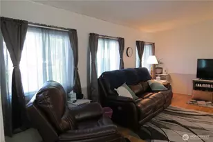 1019 Stanford Dr, Cosmopolis, WA 98537 - Photo 10