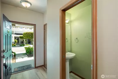 10829 19th Avenue SE #2C, Everett, WA 98208 - Photo 6