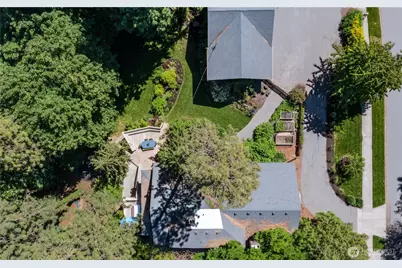 917 E 20th Avenue, Spokane, WA 99203 - Photo 40