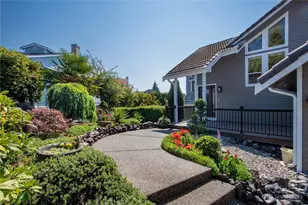 10010 76th St SW, Lakewood, WA 98498 - Photo 2