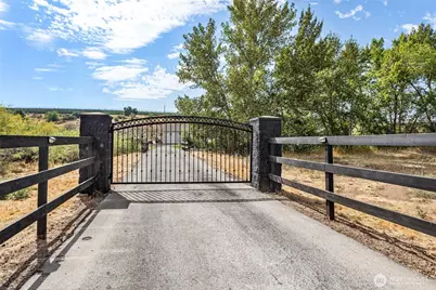 14434 Cottonwood Canyon Road, Yakima, WA 98908 - Photo 30