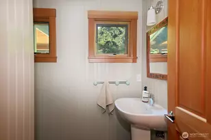 1052 Woodside Lane, Langley, WA 98260 - Photo 14