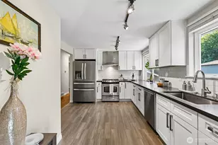 1853 N 200th St, Shoreline, WA 98133 - Photo 12
