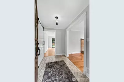 9904 122nd Street E, Puyallup, WA 98373 - Photo 4