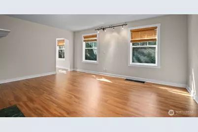 6214 24th Avenue NE, Seattle, WA 98115 - Photo 6