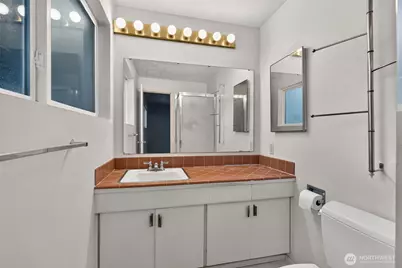 609 168th Avenue NE, Bellevue, WA 98008 - Photo 20