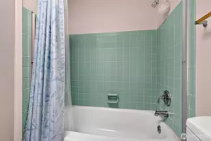 609 168th Ave NE, Bellevue, WA 98008 - Photo 16