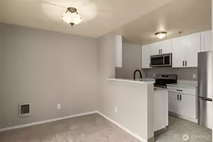 12515 109th Ct NE, Kirkland, WA 98034 - Photo 10