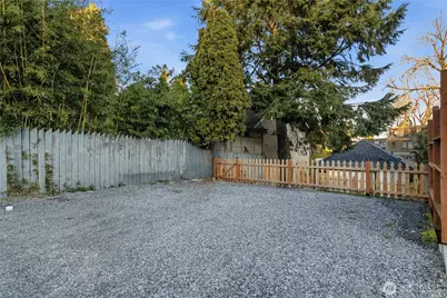 1927 42nd Avenue SW, Seattle, WA 98116 - Photo 6