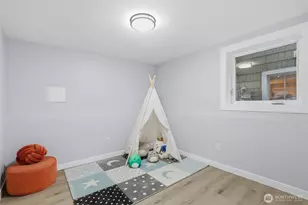 1927 42nd Ave SW, Seattle, WA 98116 - Photo 32