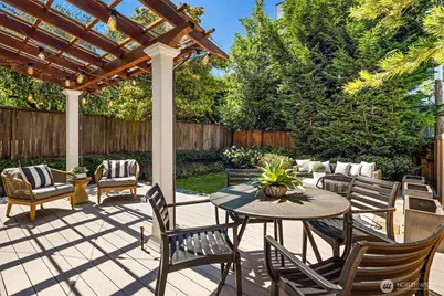 3141 Broadway E, Seattle, WA 98102 - Photo 14
