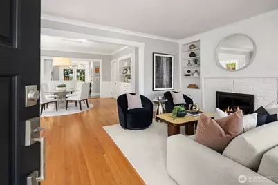3141 Broadway E, Seattle, WA 98102 - Photo 2