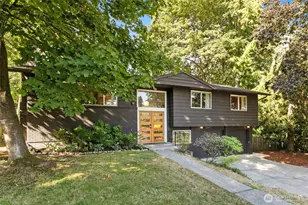 20417 55th Pl NE, Lake Forest Park, WA 98155 - Photo 2