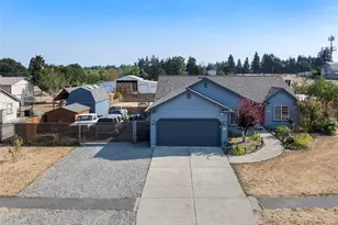 2708 180th St E, Tacoma, WA 98445 - Photo 30
