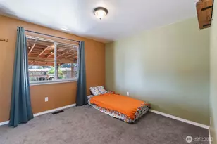 2708 180th St E, Tacoma, WA 98445 - Photo 14