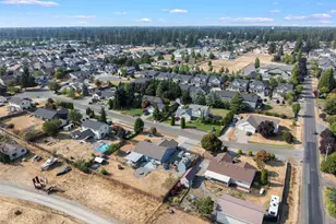 2708 180th St E, Tacoma, WA 98445 - Photo 36