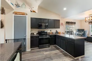 2708 180th St E, Tacoma, WA 98445 - Photo 6
