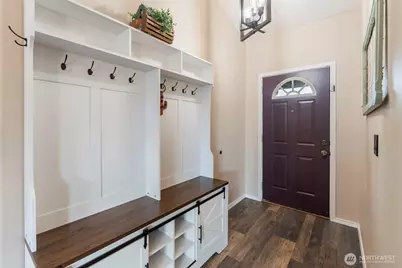 2708 180th Street E, Tacoma, WA 98445 - Photo 2