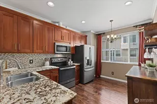 11866 NE 162nd Ln, Bothell, WA 98011 - Photo 8