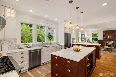 1508 37th Avenue E, Seattle, WA 98112 - Photo 8