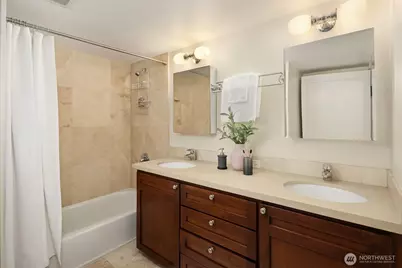 1508 37th Avenue E, Seattle, WA 98112 - Photo 30