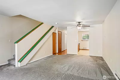 12404 SE 272nd Place #A, Kent, WA 98030 - Photo 4