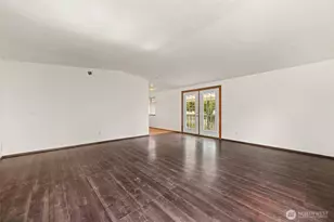 208 W Orchard St, Oakville, WA 98568 - Photo 12