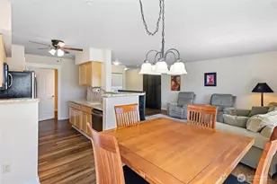 300 High School Rd NE, Bainbridge Island, WA 98110 - Photo 8