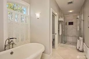 2382 Soundview Dr, Langley, WA 98260 - Photo 30