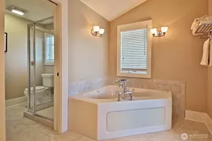 2382 Soundview Dr, Langley, WA 98260 - Photo 34