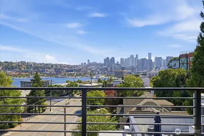 2011 Dexter Avenue N #A, Seattle, WA 98109 - Photo 22