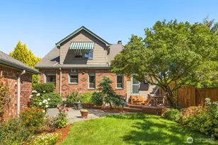 7965 Seward Park Ave S, Seattle, WA 98118 - Photo 12