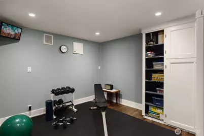 7965 Seward Park Avenue S, Seattle, WA 98118 - Photo 36