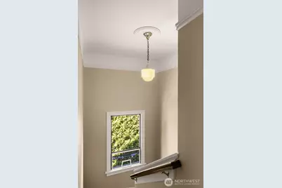 7965 Seward Park Avenue S, Seattle, WA 98118 - Photo 20